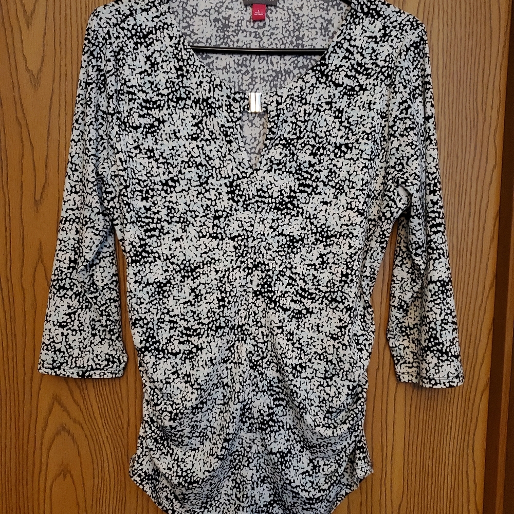 Vince Camuto 3/4 sleeve colorful tunic